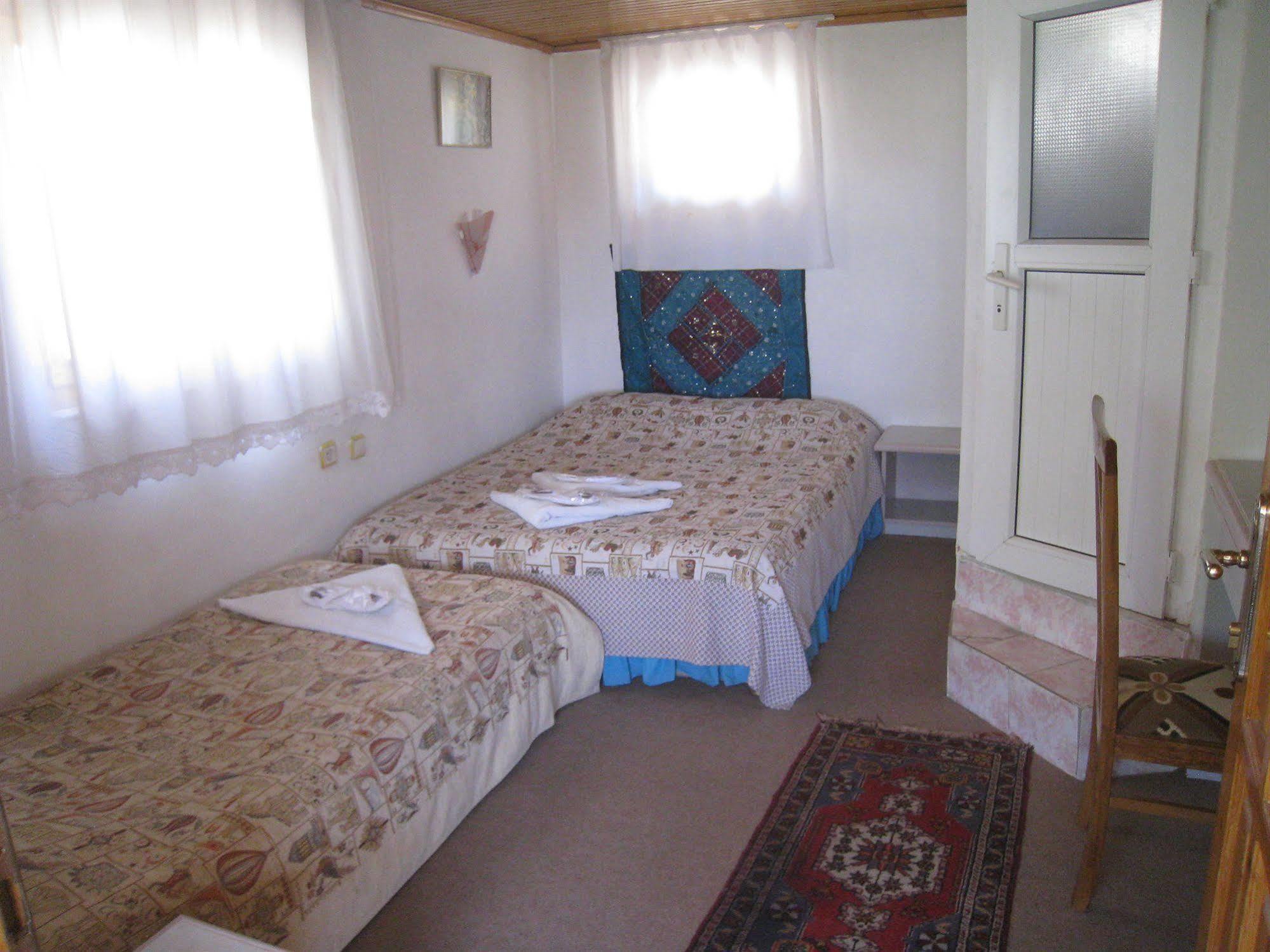 גורמה Ufuk Hotel Pension מראה חיצוני תמונה